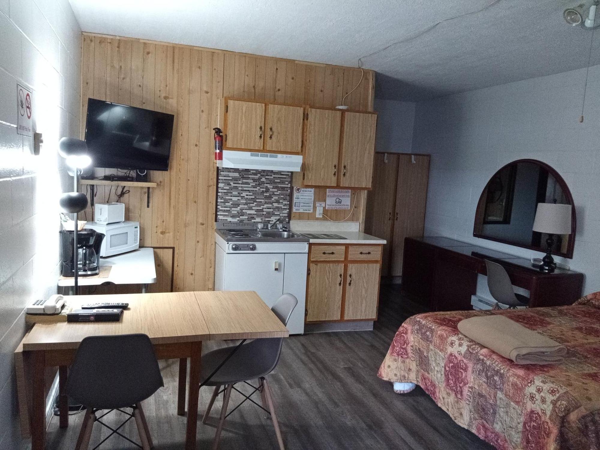 Motel Lennoxville Sherbrooke Exteriér fotografie