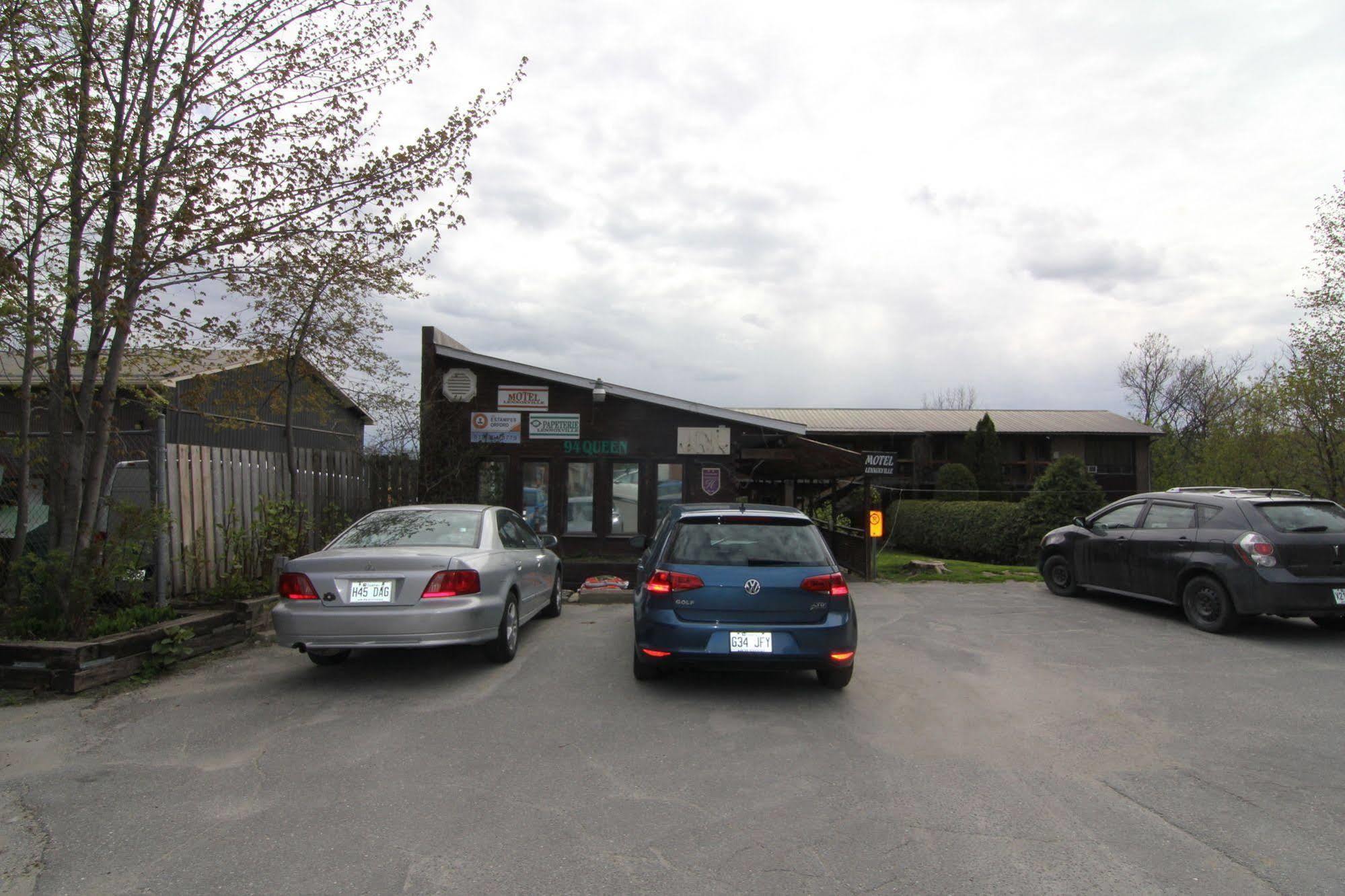 Motel Lennoxville Sherbrooke Exteriér fotografie